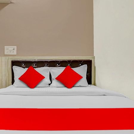 Hotel O Relax Palace Mumbai Exterior photo